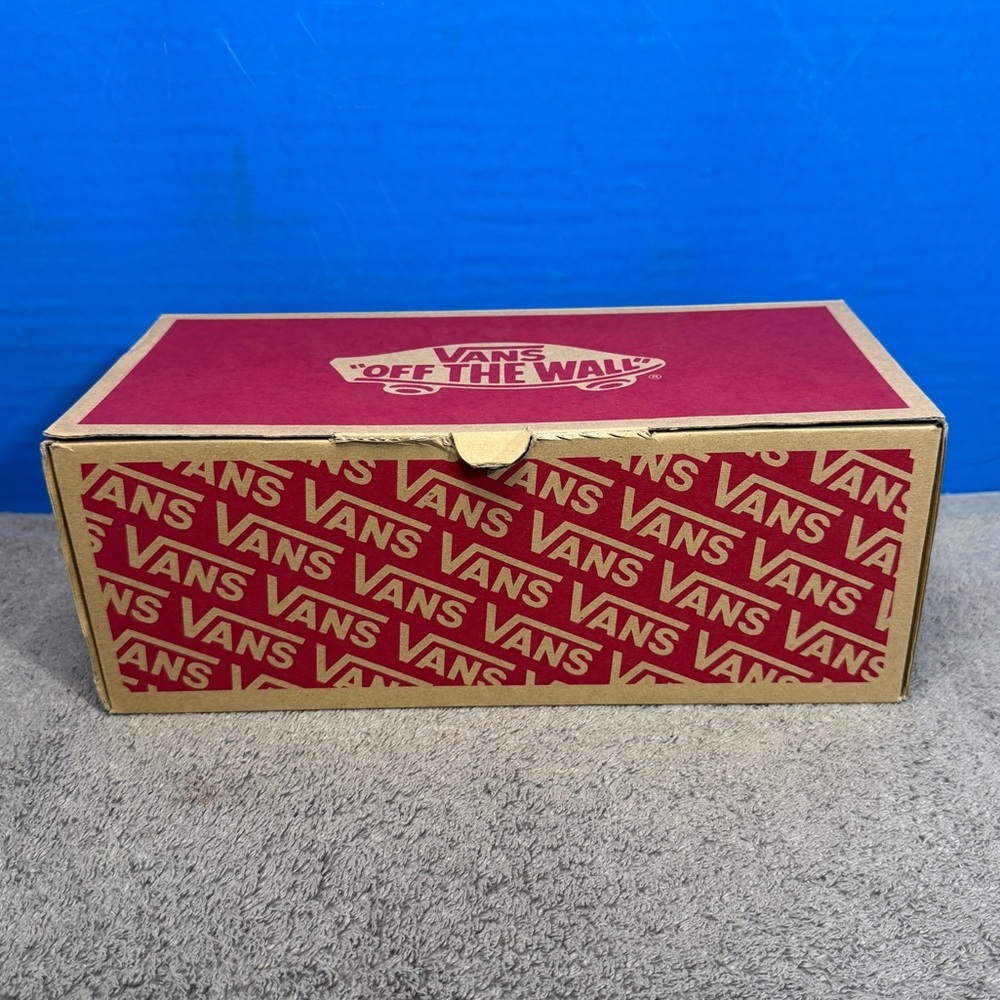 Vans authentic 44 DX
BRAND NEW - Picture 6 of 7